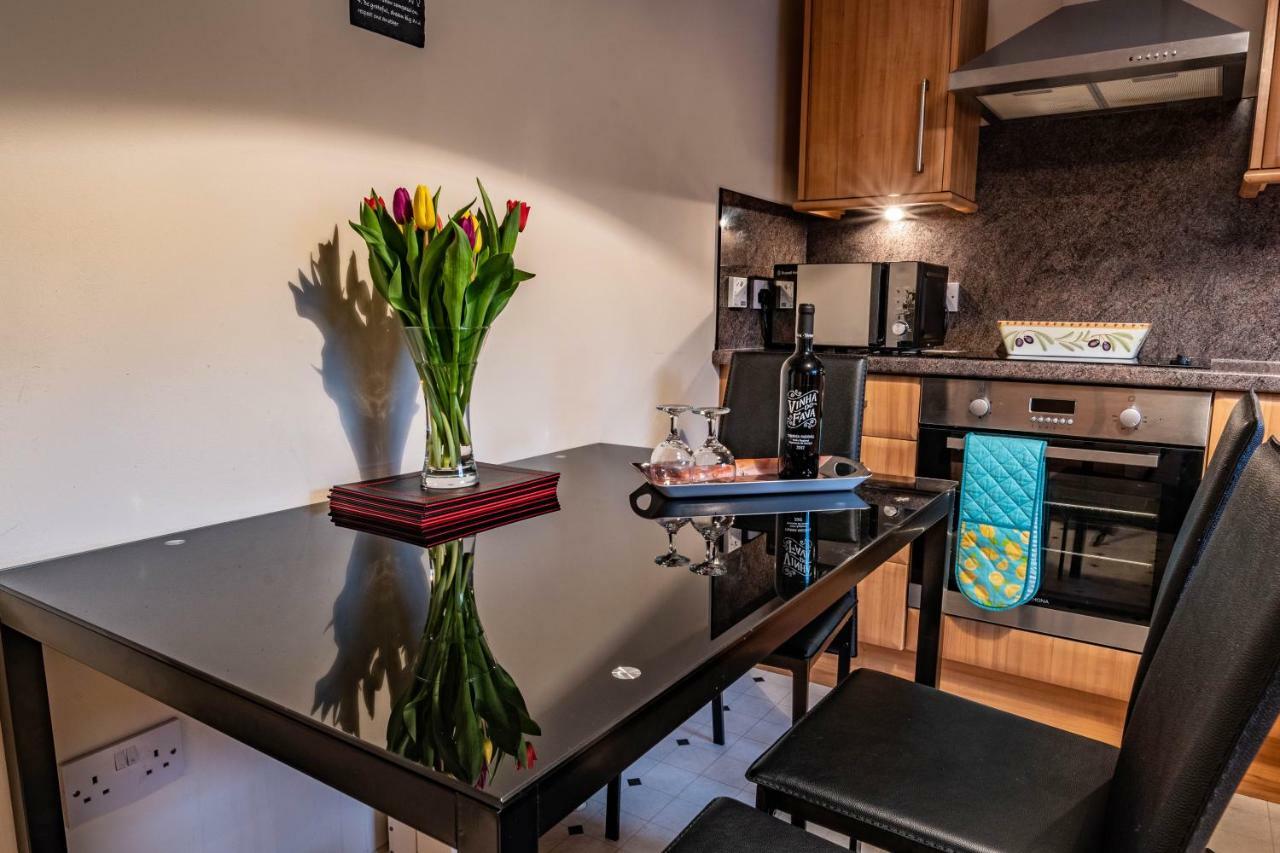 No.3 On The Square Appartement Beauly Buitenkant foto